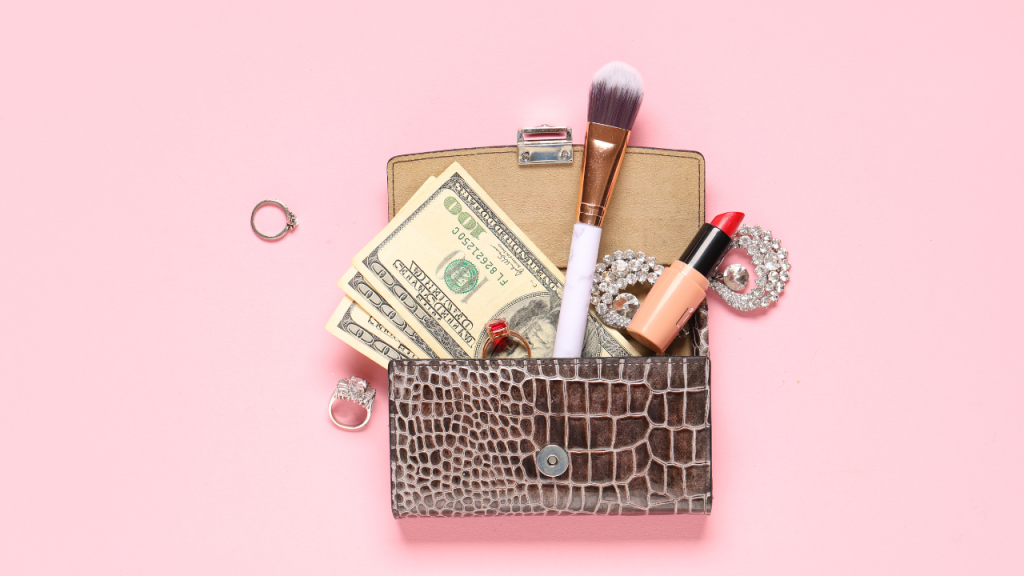 Мошенники крадут паспортные данные под видом выдачи промокодов на косметику