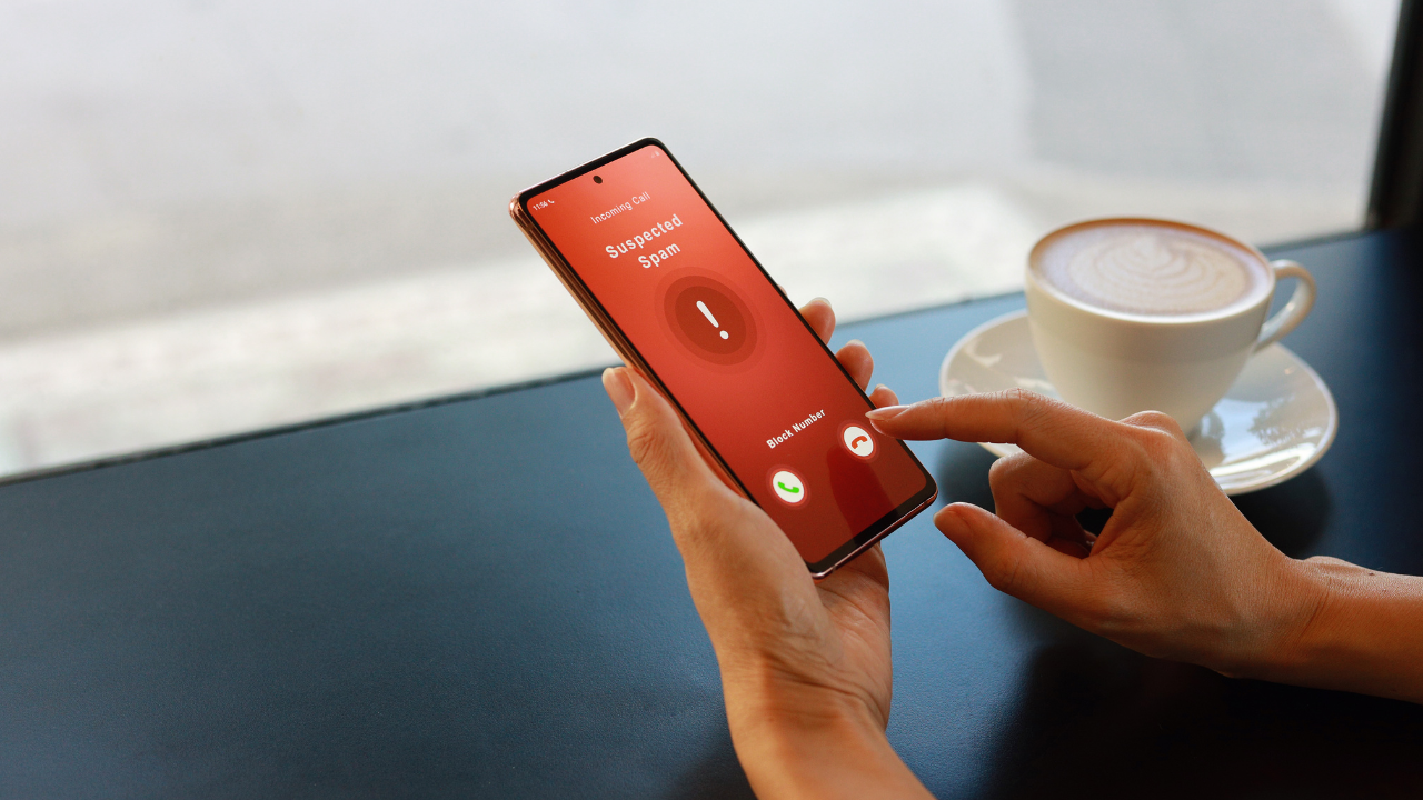 Дайджест новостей о мошенниках в октябре 2025 года